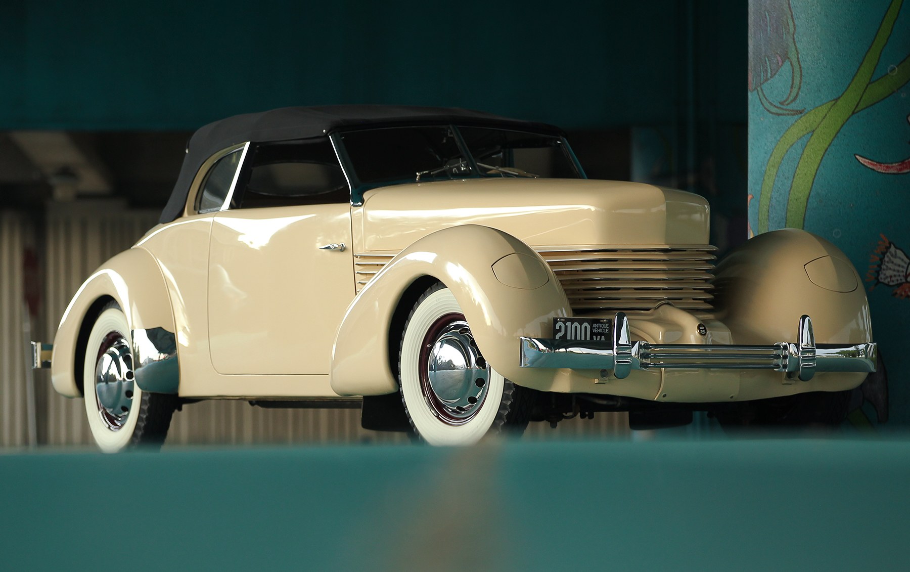 フランクリンミント　1937 Cord 812 Phaeton Roadster フランクリンミント 1937 Cord 812 Phaeton Roadster - メルカリ
